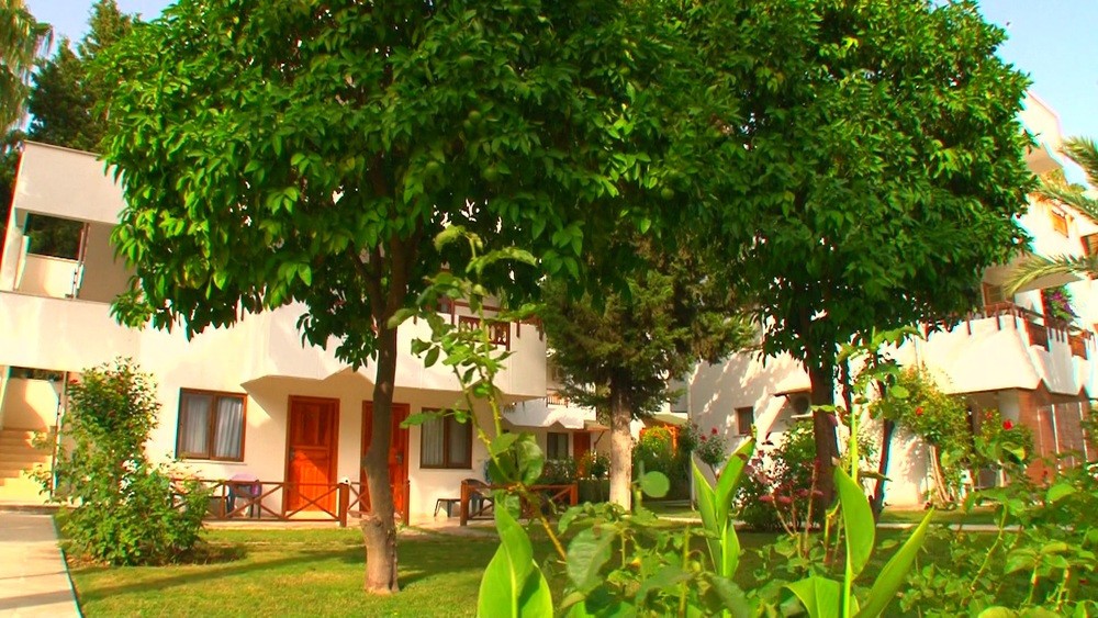 ANTIK BUTIK (EX. ANTIK HOTEL & GARDEN) 