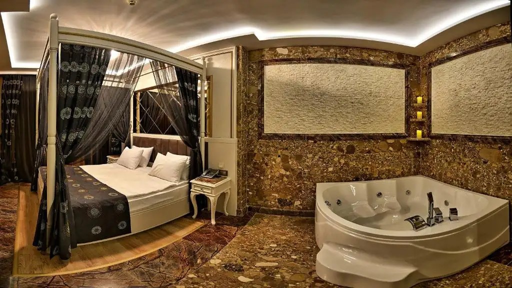 SAMIR DELUXE HOTEL