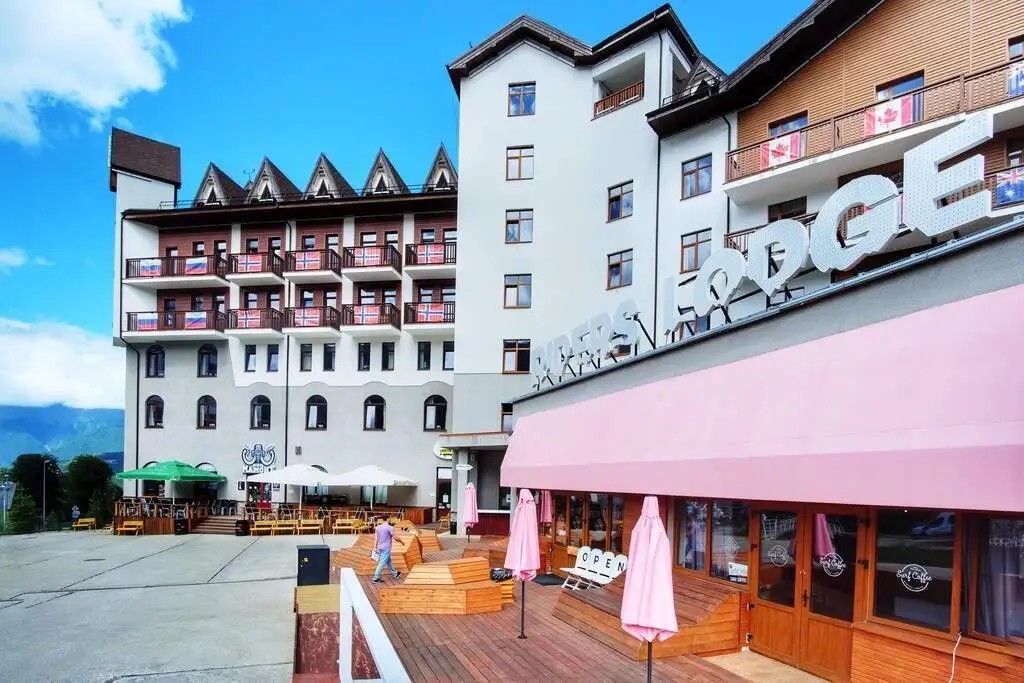RIDERS LODGE