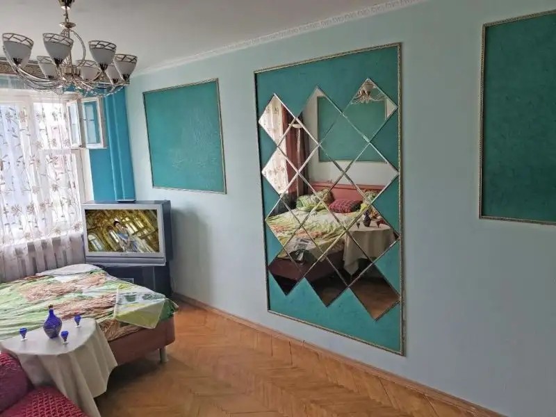 HOMESTAY ULEY (ХОУМСТЕЙ УЛЕЙ)