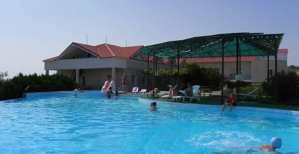 ЗОЛОТАЯ ЛИНИЯ