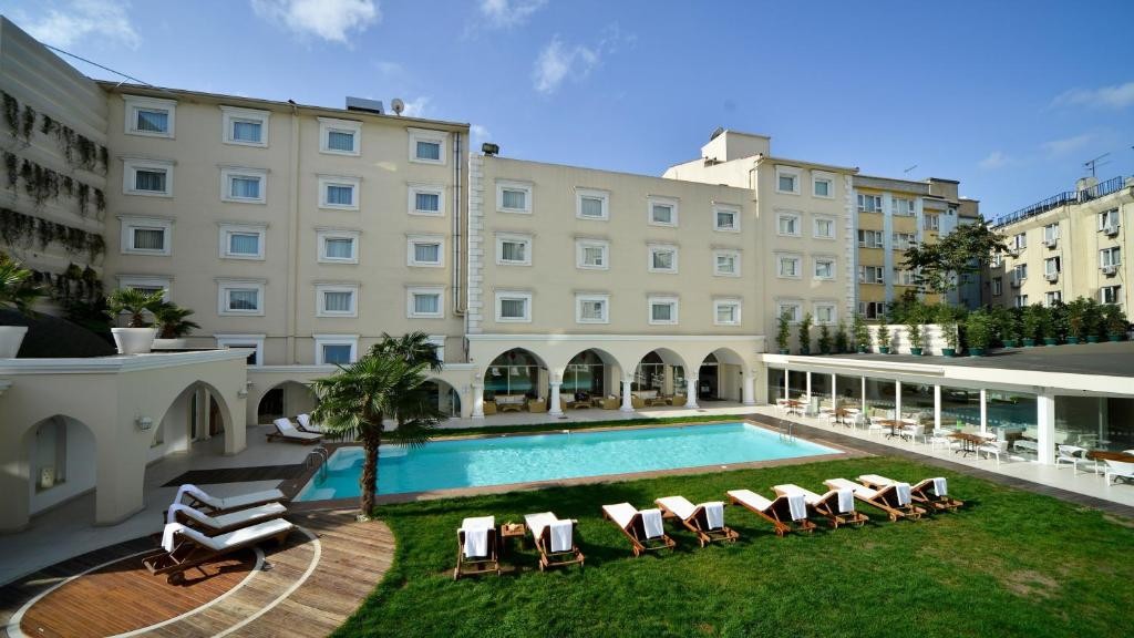 HOLIDAY INN ISTANBUL CITY TOPKAPI