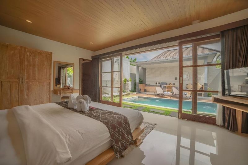1 bedroom pool villa