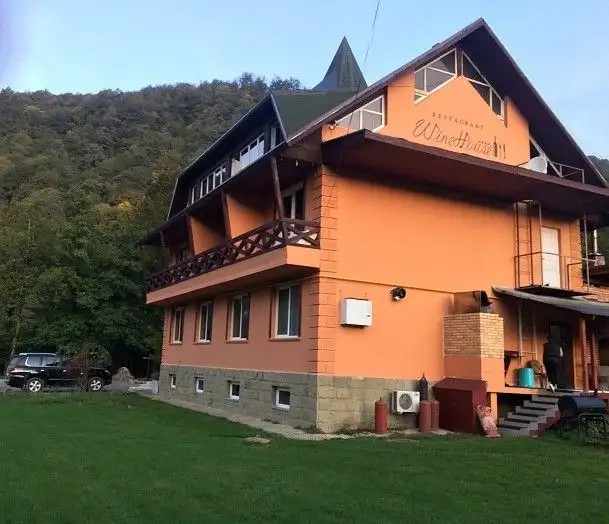 ЧЕТЫРЕ ВЕРШИНЫ