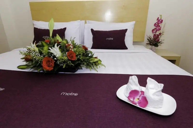 METRO HOTEL