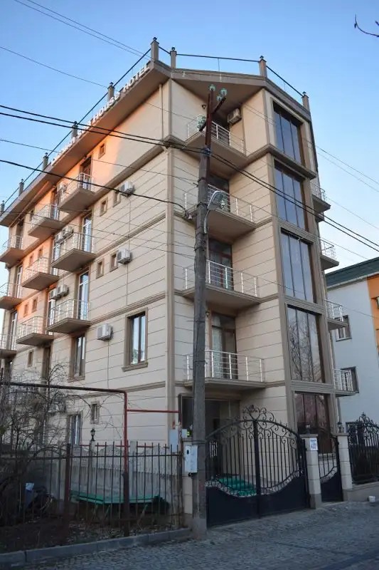 SEA HOUSE KOBULETI