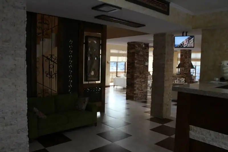 TRAVEL INN