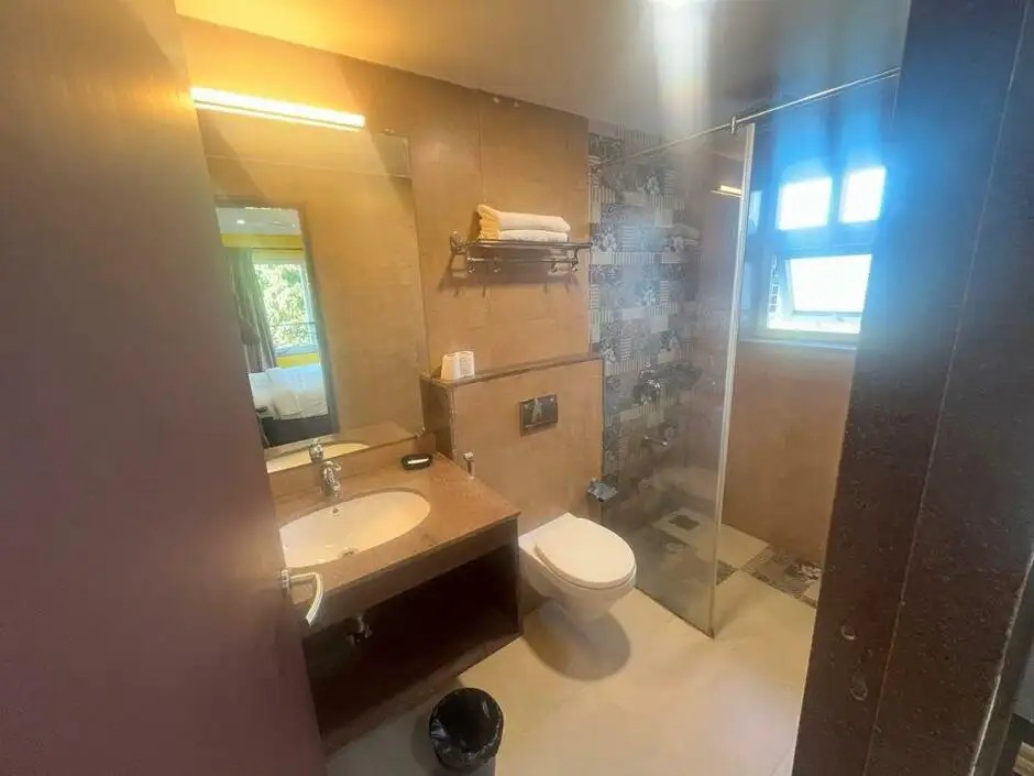 CANDOLIM SUITES