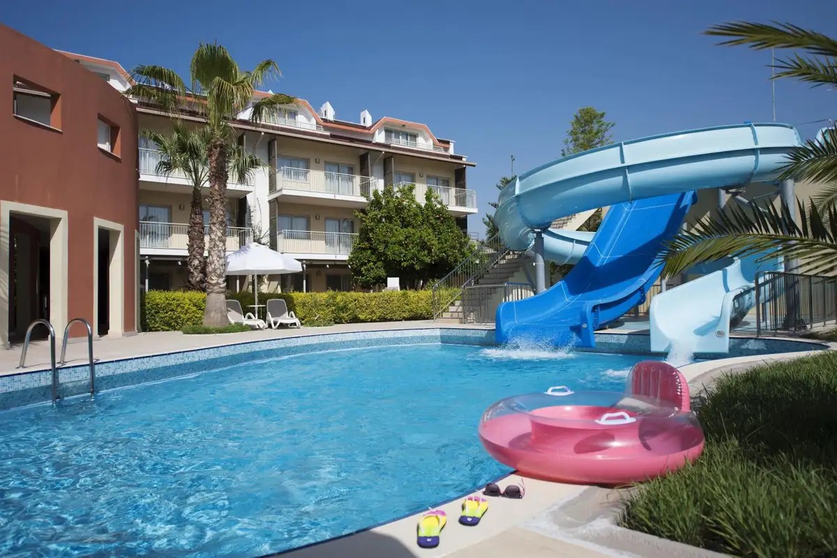 BARUT B SUITES (EX. FAMILY LIFE SIDE, SUNWING)