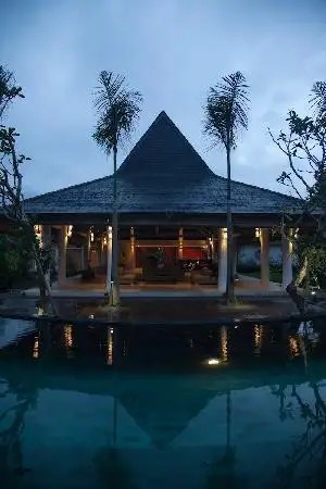 PANDAWAS VILLAS