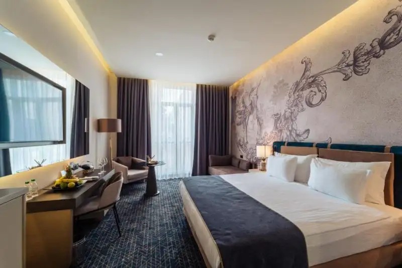 IC HOTELS AIRPORT