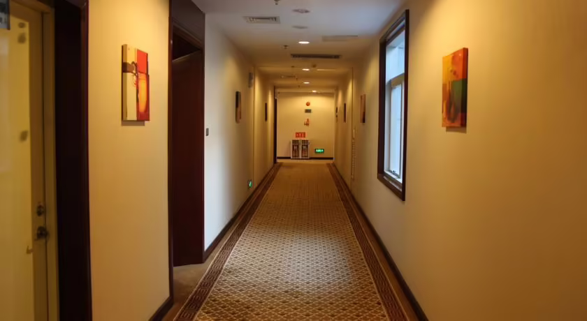 YIFENG HOTEL