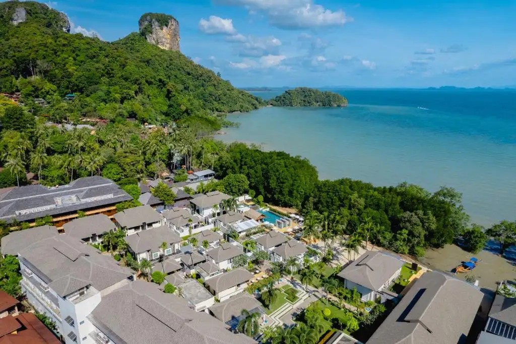 BHU NGA THANI RESORT & SPA