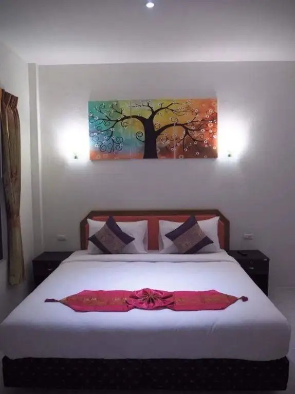 AT NIGHT AIRPORT RESORT