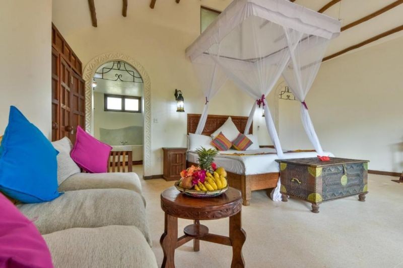 honeymoon jacuzzi suite