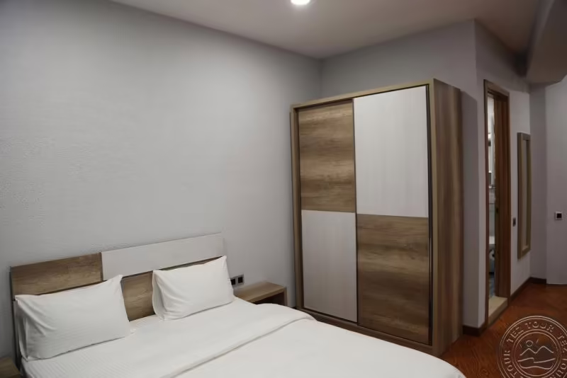 ERETO HOTEL
