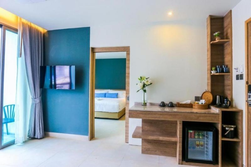 mai suite pool access