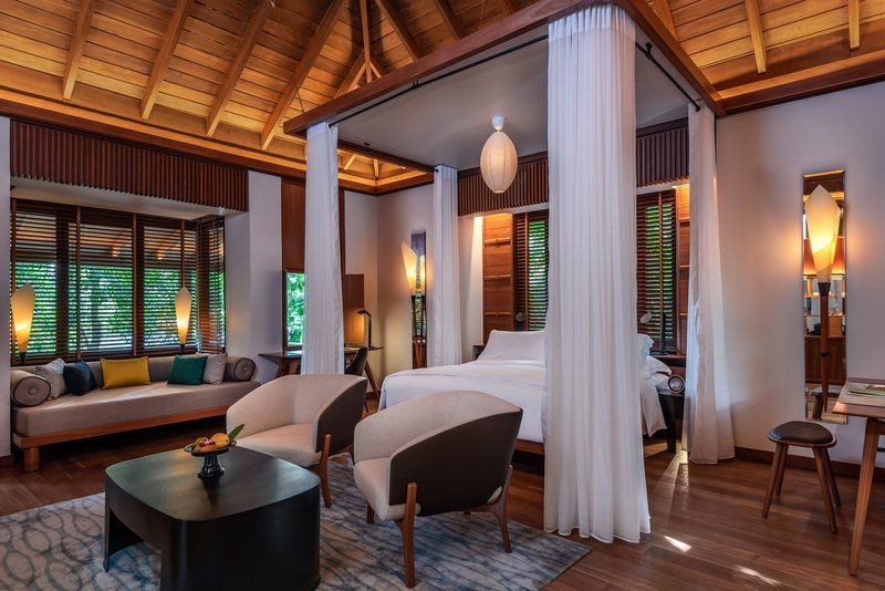 rainforest pool villa