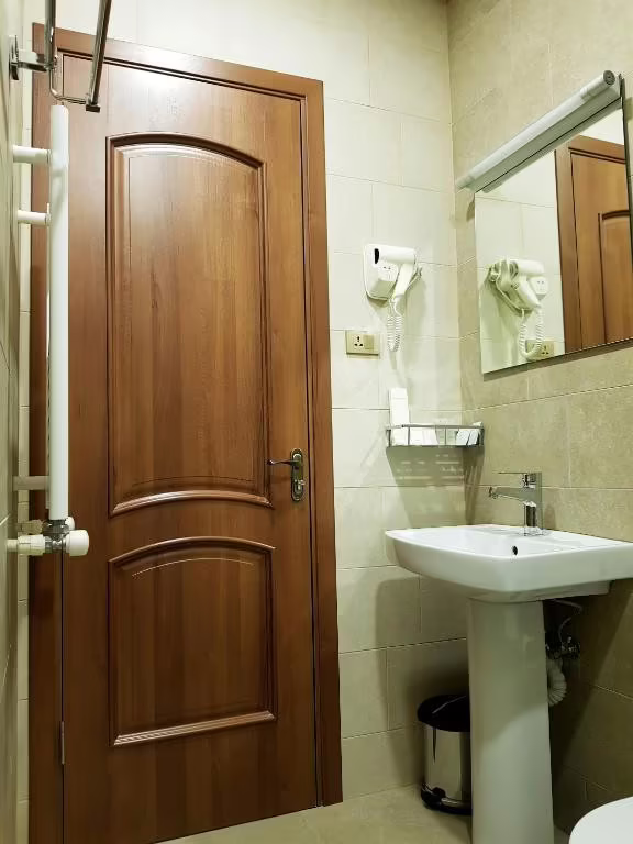 COZY HOTEL KAZBEGI 