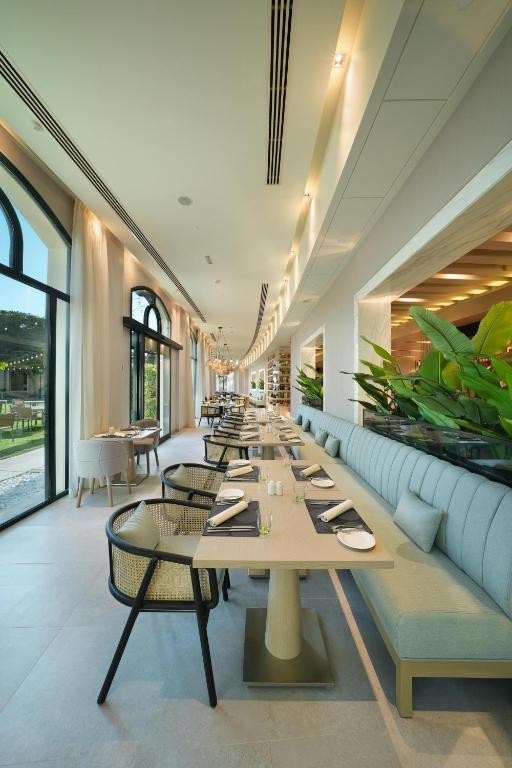 AL AIN ROTANA HOTEL