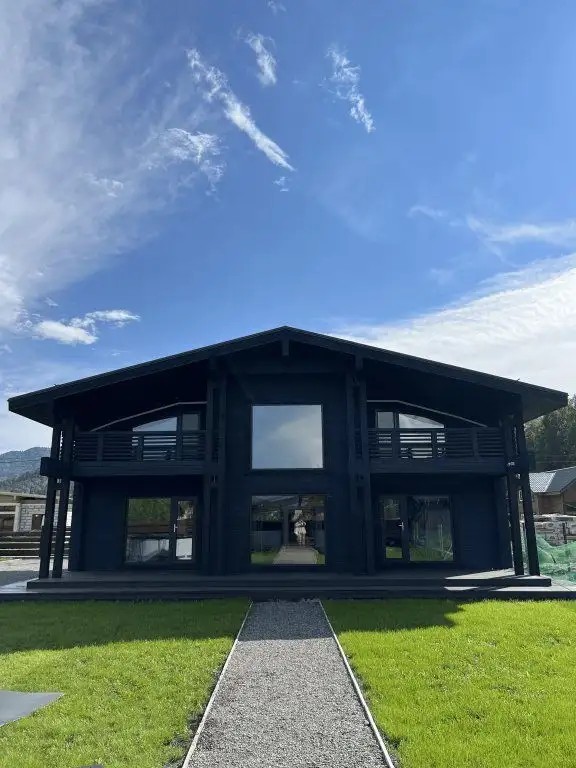 KEDR HOUSE MANZHEROK