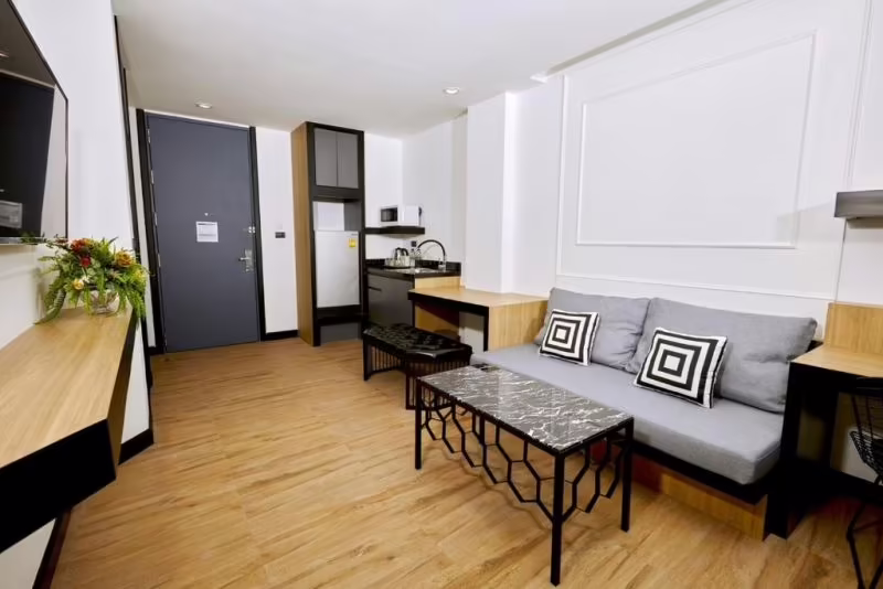 CHEZZOTEL PATTAYA