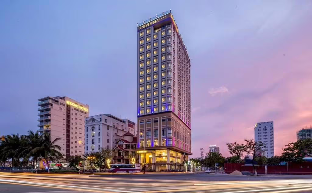 SEVEN SEA HOTEL