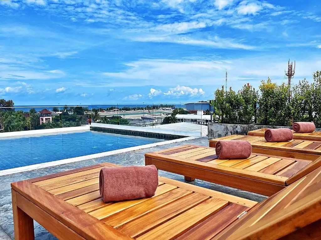 THE SIXTEEN NAIYANG BEACH HOTEL
