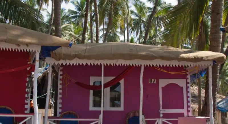 CUBA PALOLEM BEACH BUNGALOWS HUTS