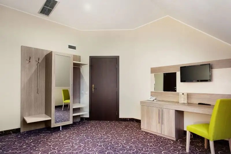 CITY&BUSINESS HOTEL (СИТИ&БИЗНЕС)