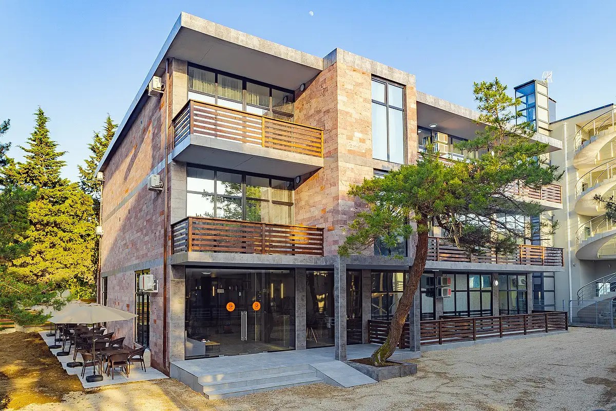 BRUNI LOFT HOTEL