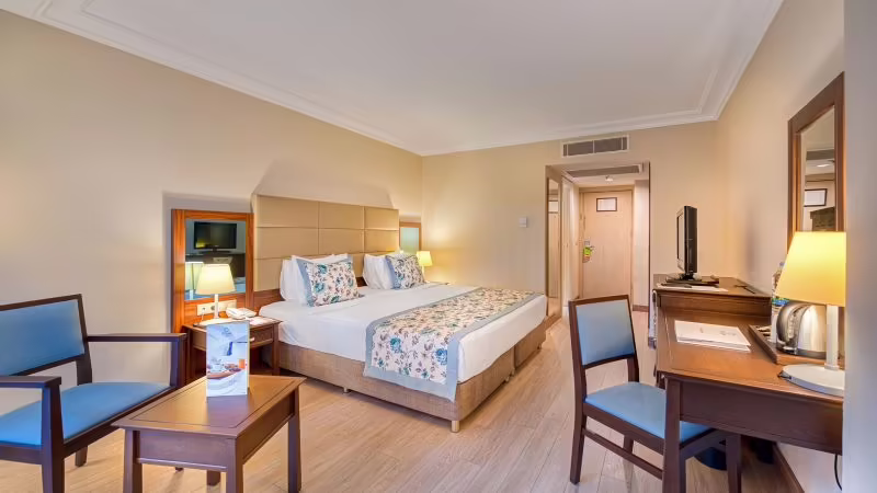 SEVEN SEAS HOTEL LIFE (EX. OTIUM HOTEL LIFE)