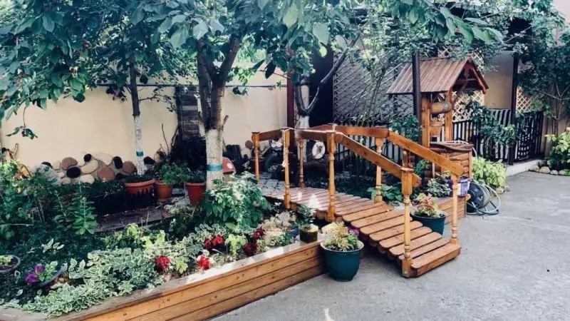 ГОСТЕВОЙ ДОМ КИРОВА 25