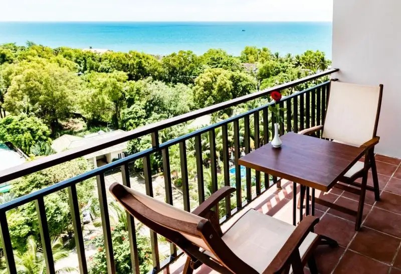 SUMMER DREAM HOTEL
