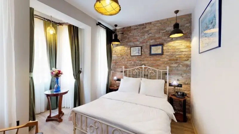 DES ARTS GALATA