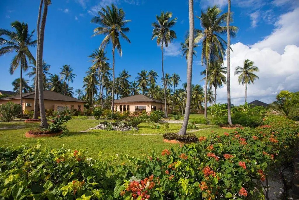 THE SANDS BEACH RESORT (EX. DONGWE BEACH BUNGALOWS)