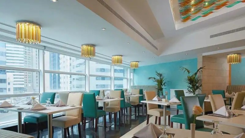 GOLDEN TULIP DOWNTOWN