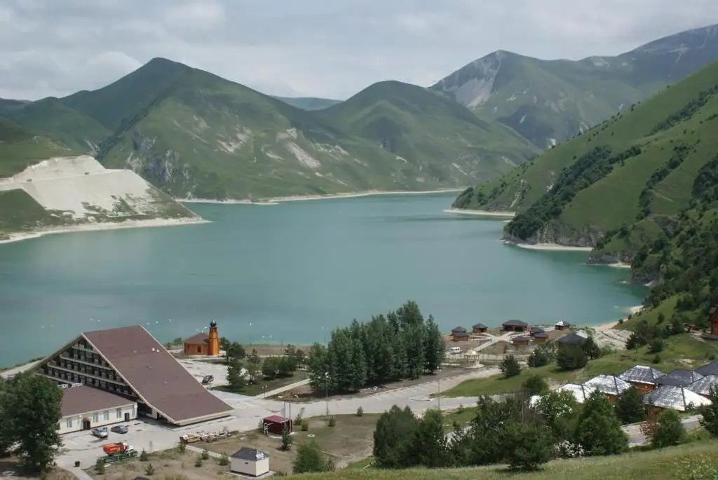 КЕЗЕНОЙ АМ