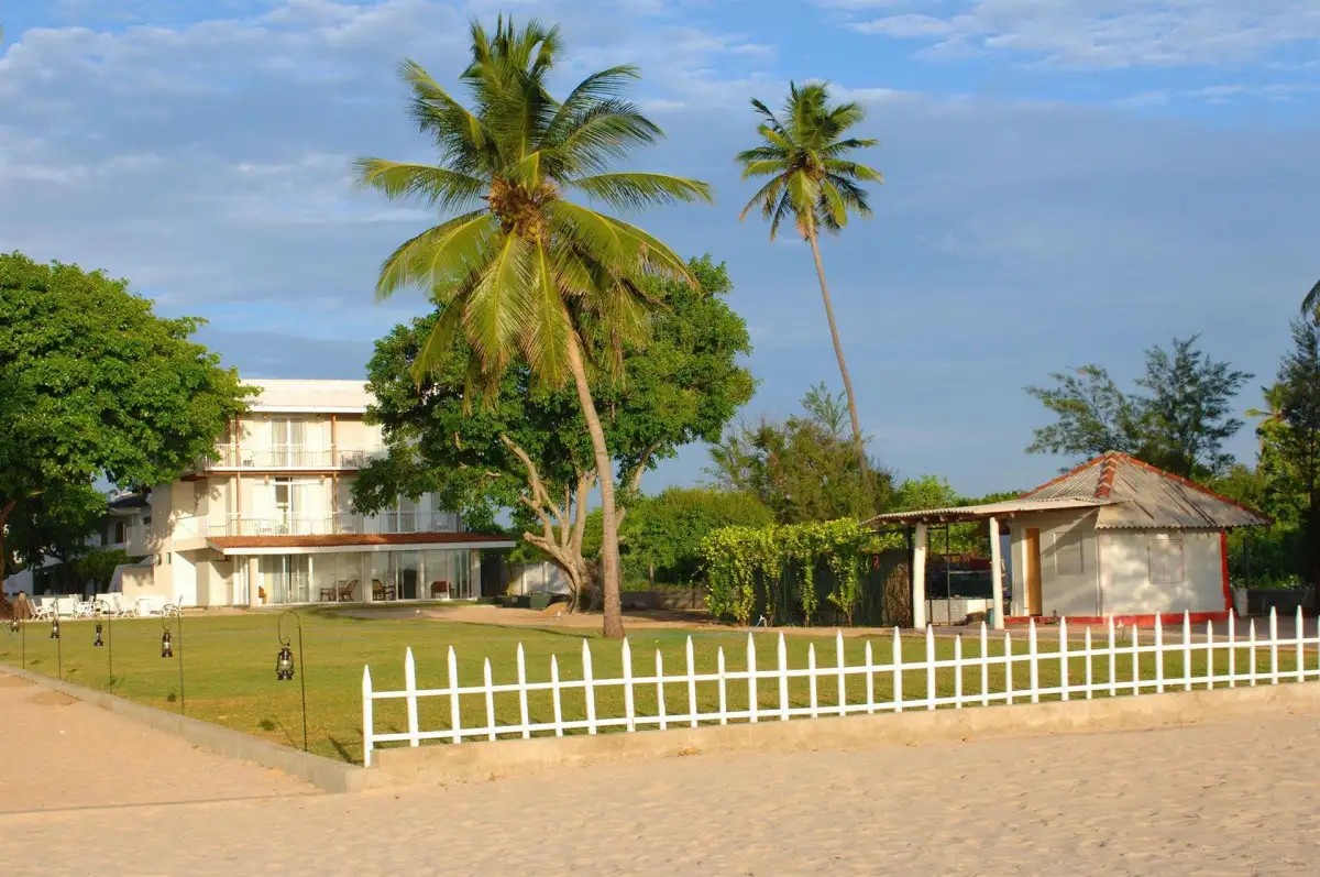 PIGEON ISLAND BEACH RESORT