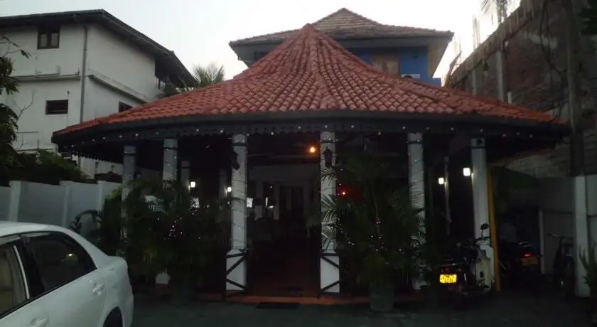 NEW IMPERIAL HOTEL