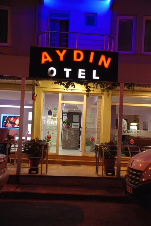 KLEOPATRA AYDIN