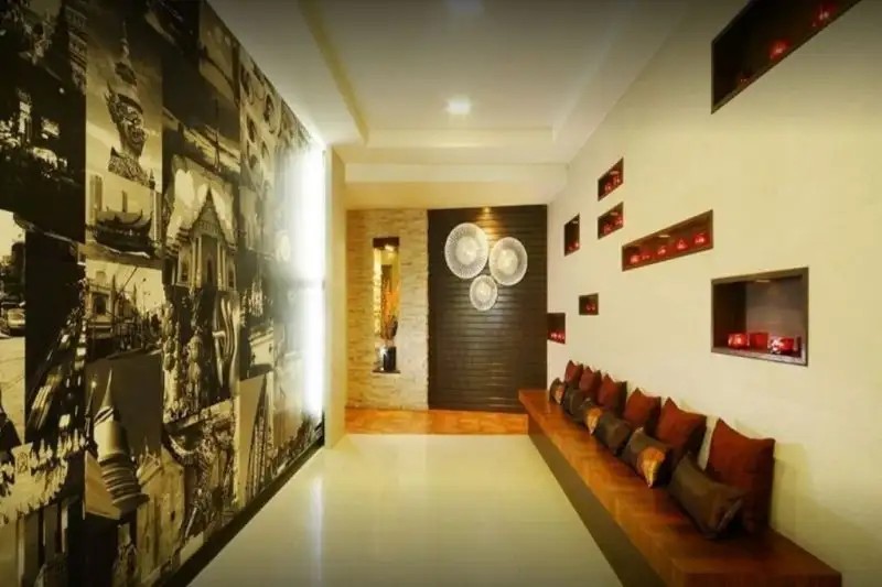 THE MULBERRY BANGKOK KHAOSAN ROAD