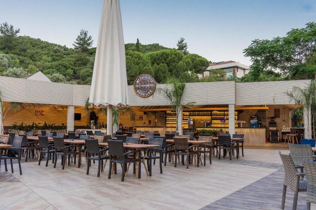 GRAND CETTIA