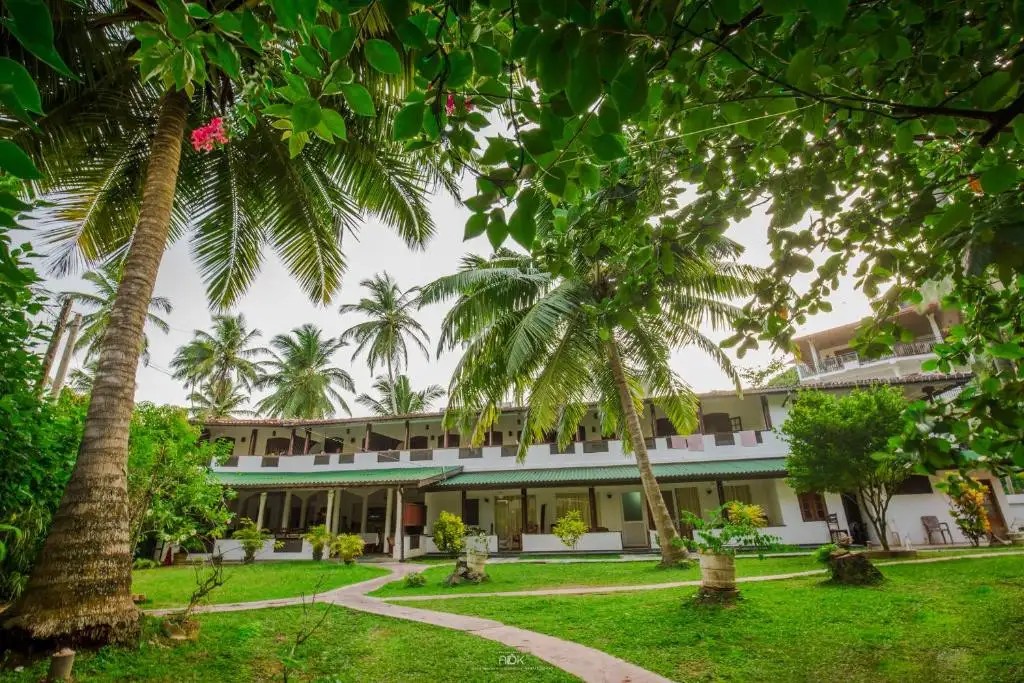 SEA VIEW BEACH HOTEL