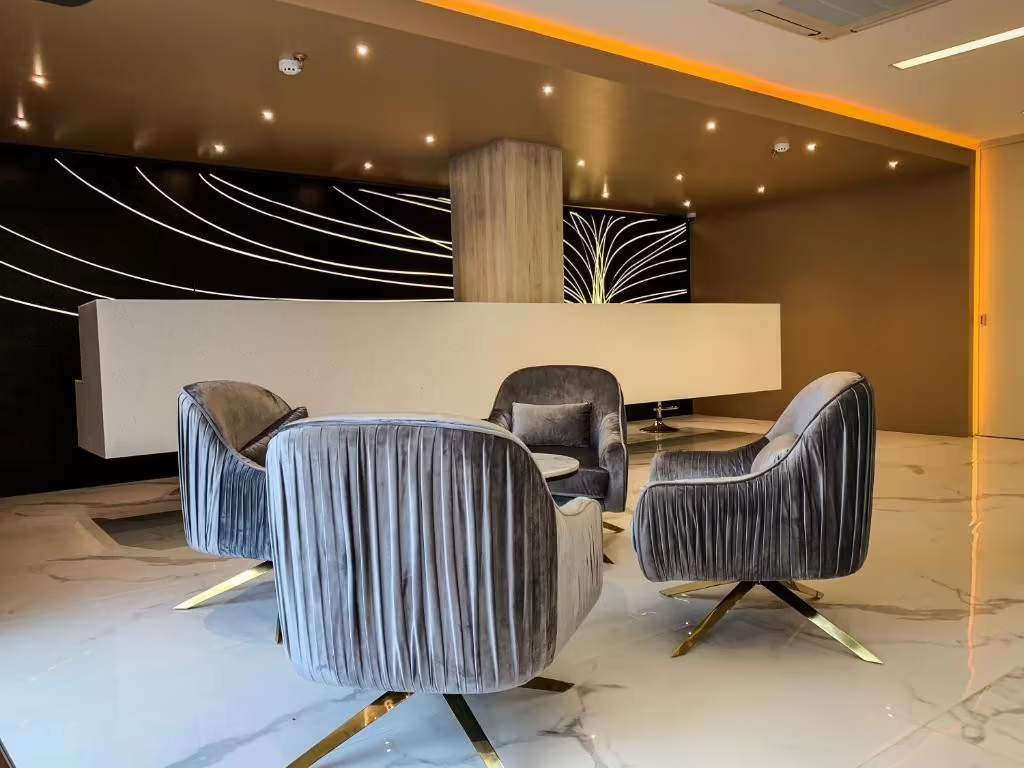 REGAL RESEAU HOTEL & SPA