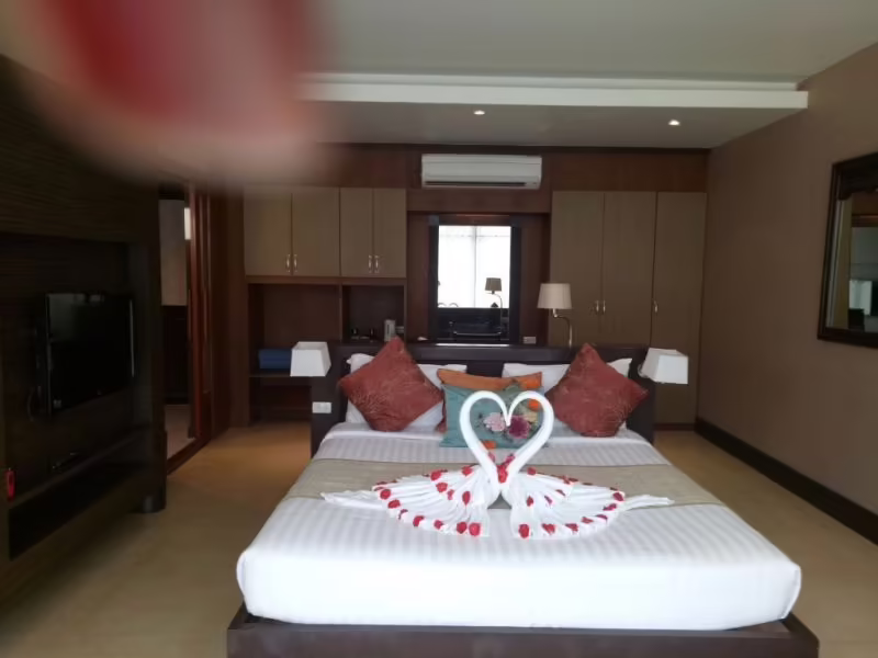 PAWANTHORN LUXURY POOL VILLA SAMUI
