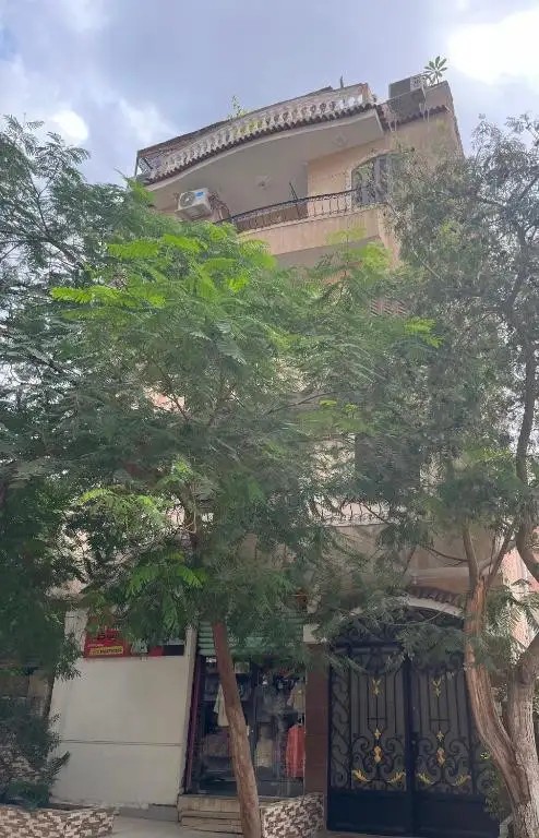 KING BADR PYRAMIDS INN