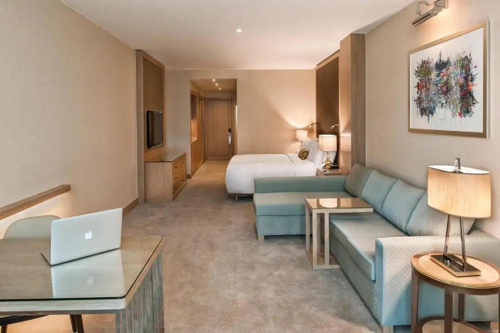 RENAISSANCE POLAT ISTANBUL HOTEL