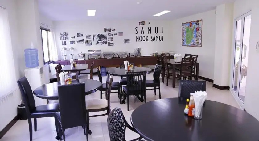 MOOK SAMUI INTERNATIONAL HOSTEL