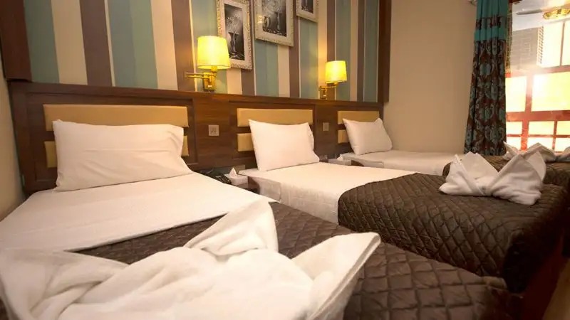 DOWNTOWN HOTEL